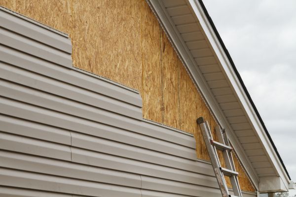 Loose Siding Replacement in Galveston