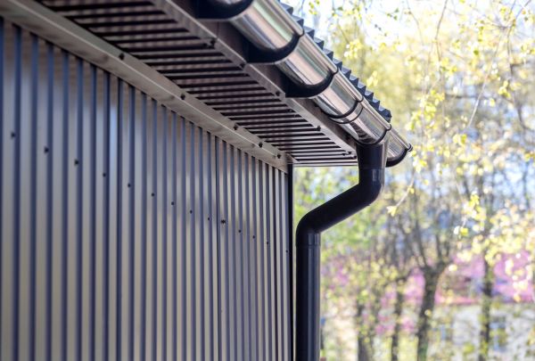 Sheet Metal Siding Repair in Galveston