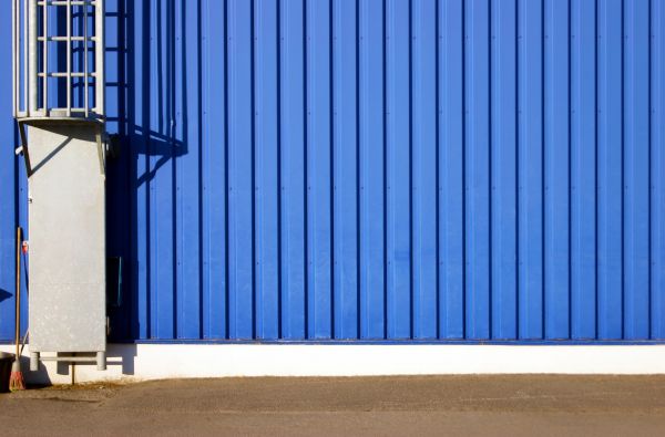 Ribbed Metal Siding Repair in Galveston